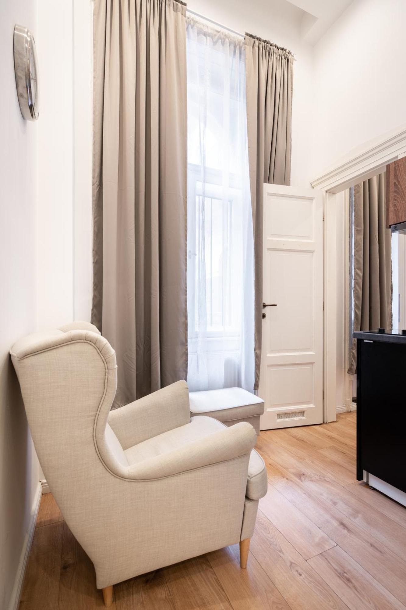 Grand Avenue Apartment Budapeste Exterior foto
